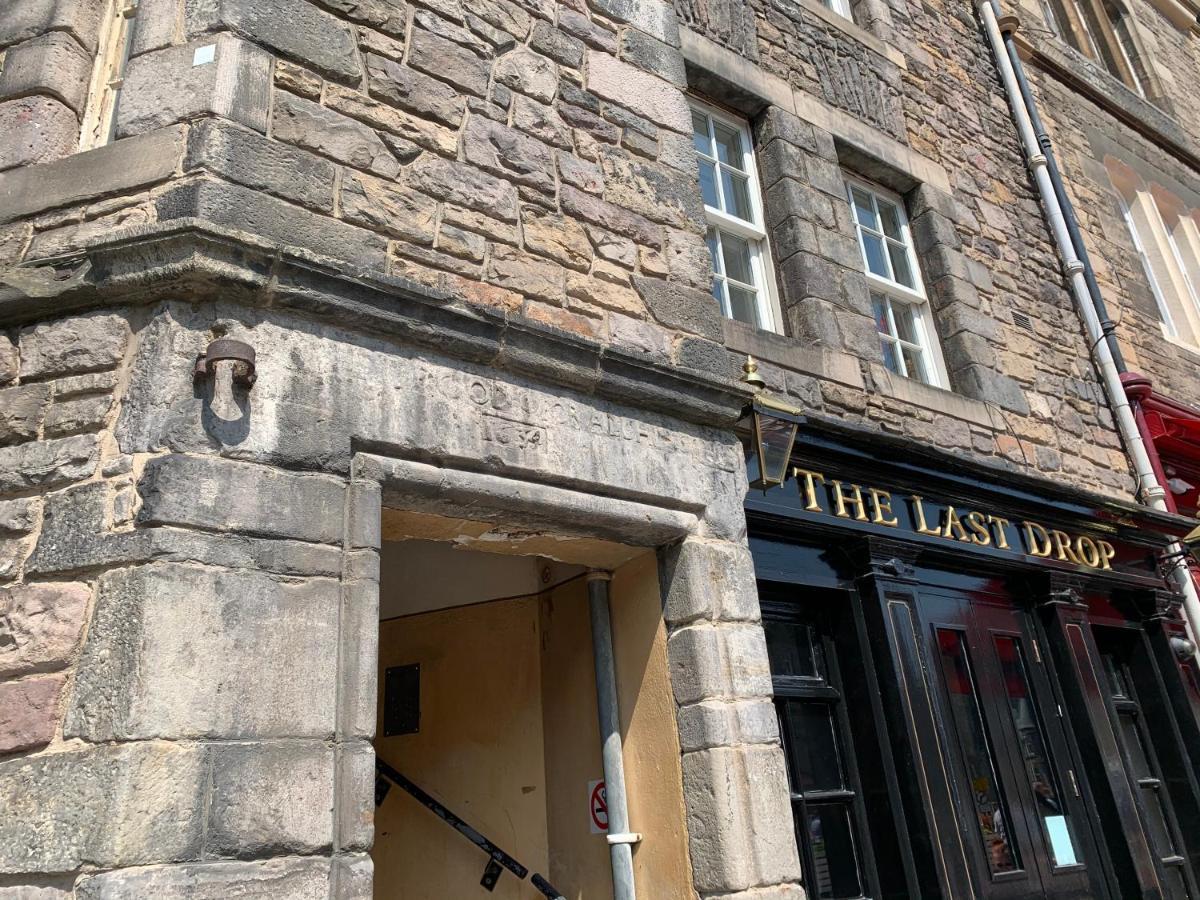 Grassmarket Old Town Boutique Apartment Edinburgh Bagian luar foto